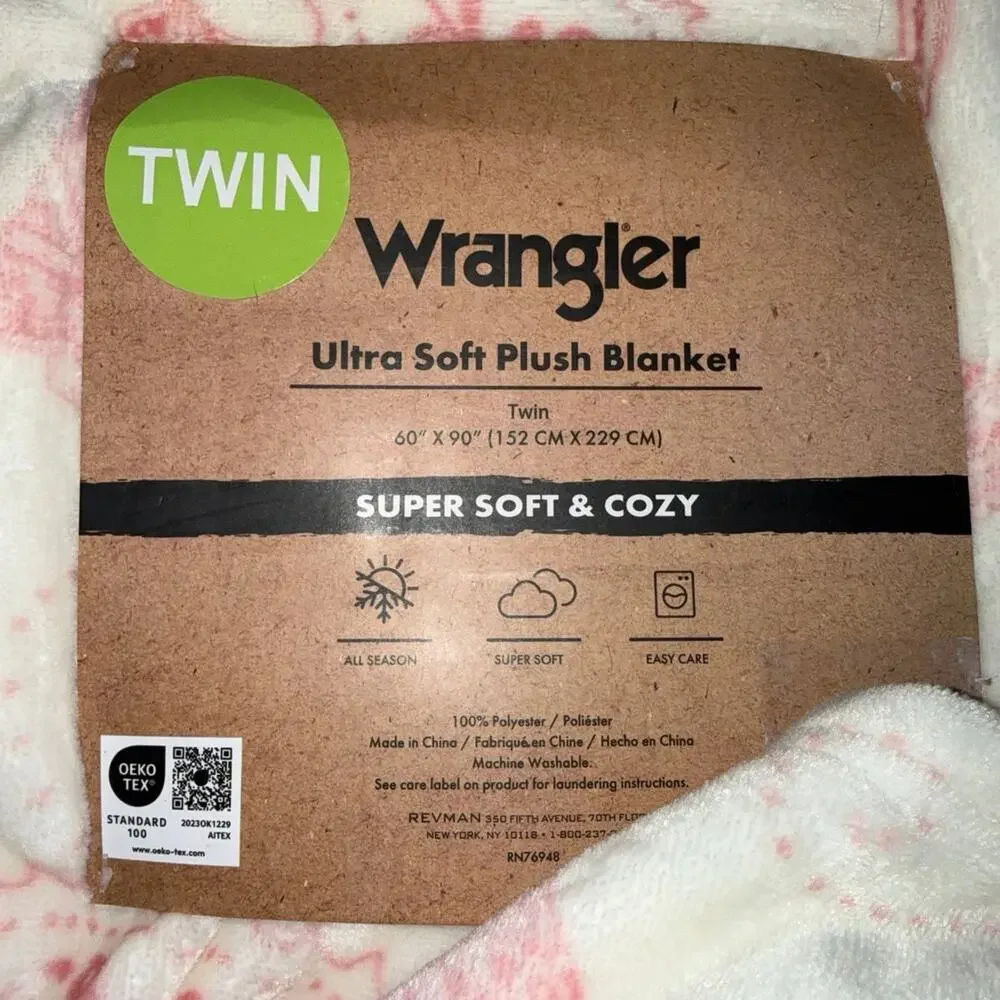 NEW Wrangler TWIN Ultra Plush Light Pink & White Paisley Cowboy Boots SUPER SOFT